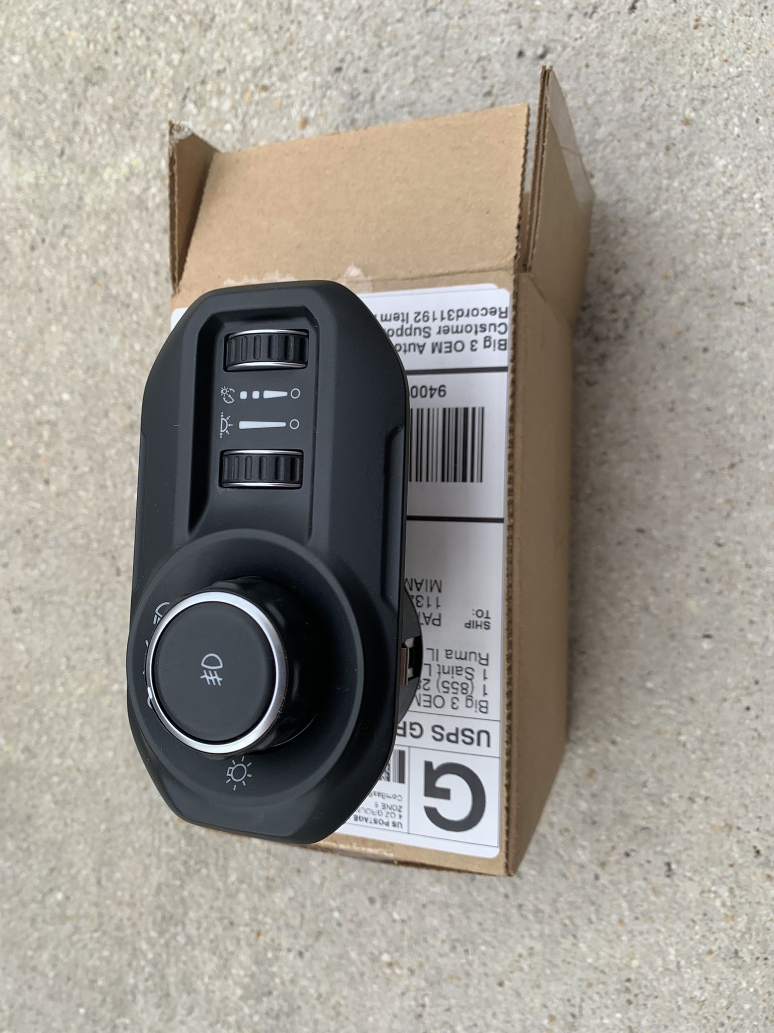 Headlamp Headlight Control Switch for a Jeep Wrangler (contact info removed)5AC.