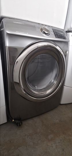 Samsung Front Load Dryer with Steam