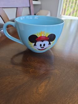 MINNIE MOUSE DISNEY mug Coffee Cup