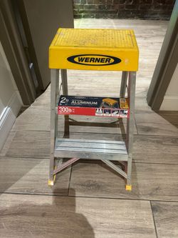 Werner 2 ft Aluminum Step Ladder up