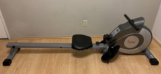 Sunny Health Fitness RW5515 Rower Row Machine Exercise Workout Rower Rowing Crossfit Trainer