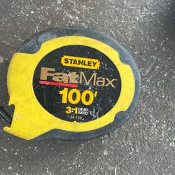 100 ft Tape measure 