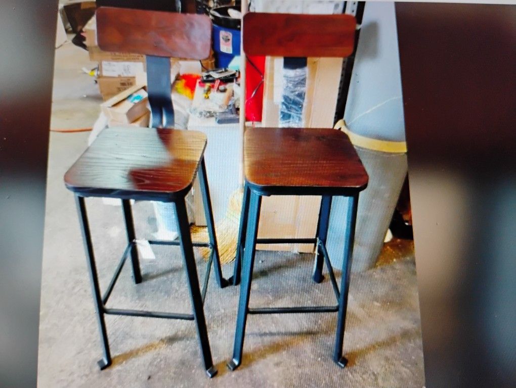 Pair Yes That's 2 - Bar Stools NIB