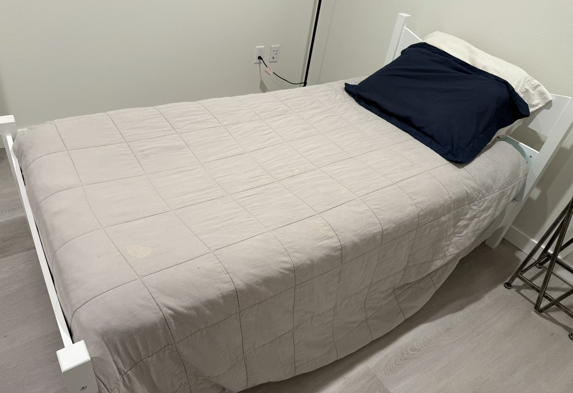 Twin Sized Bed Frame With Mattress