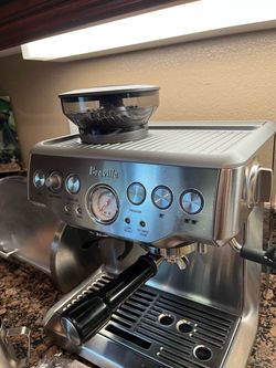 Breville Barista Express Espresso Machine with Built-In Grinder Like New