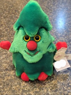 Schaffer plush Christmas tree figure new with tags