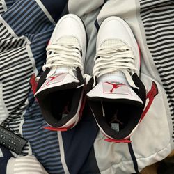 Jordan 4 Red Cement (comes With Box)