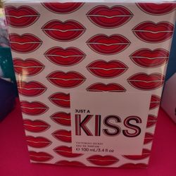 Victoria Secret LG Perfume $50 Kiss 3.4 Bottle 