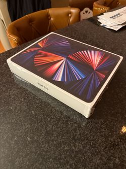 Apple iPad Pro 12.9-inch (5th gen) 256 GB, Wi-Fi, Space Gray (MHNH3LL/A)
