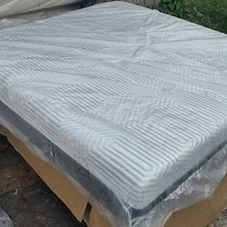 Memory Foam King Size Mattress (Mattress Only) 