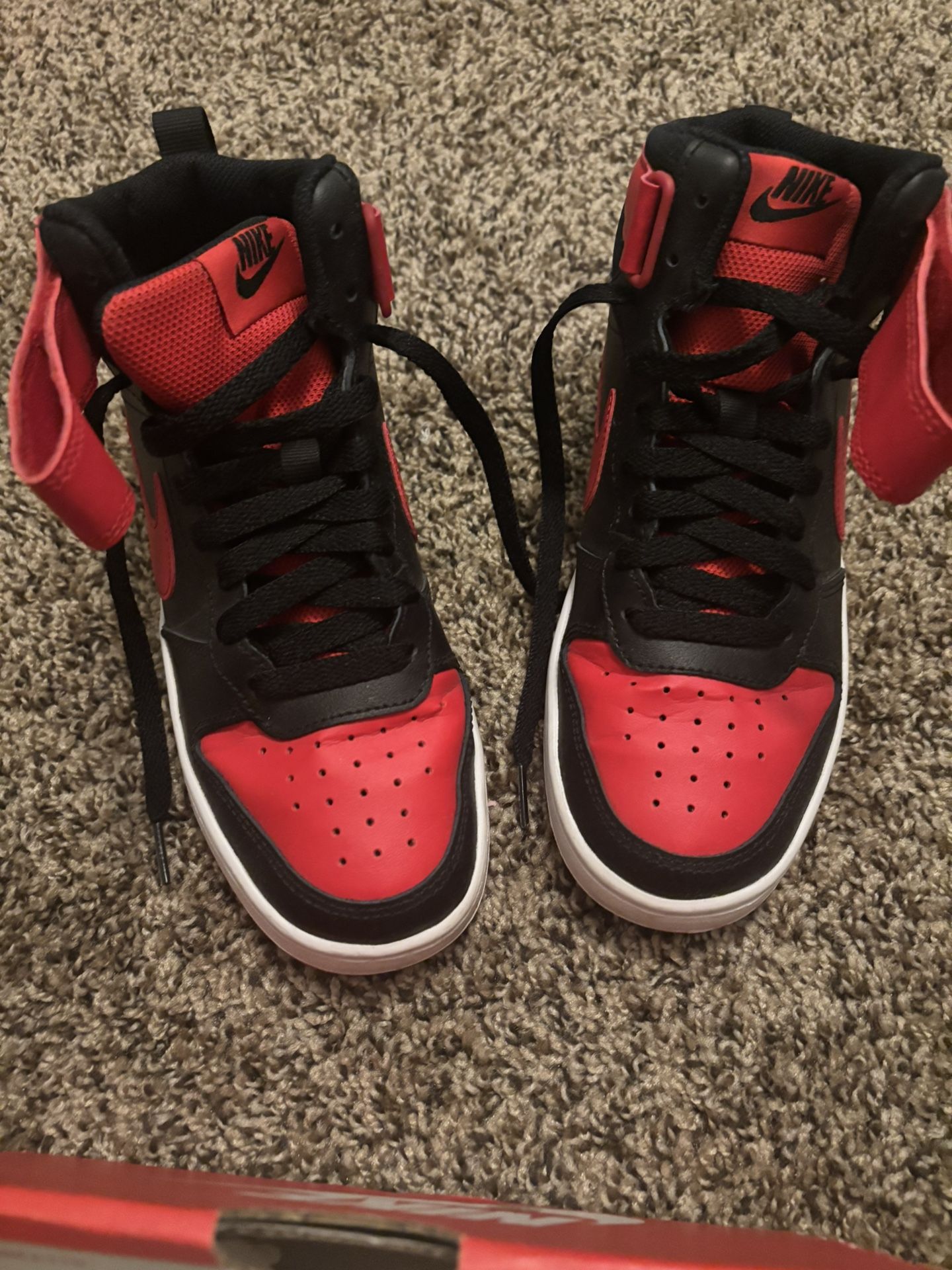 Nike Court Borough Mid 2