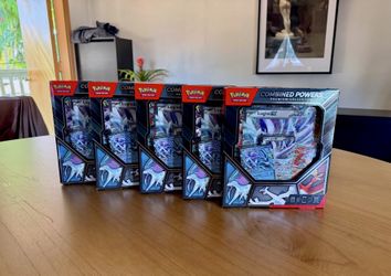 Pokemon Combined Powers Premium Collection