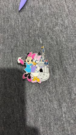 Mini and Daisy Disney pin