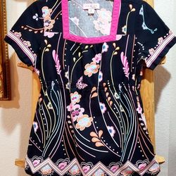 Scrub Top Fitted size Woman's Small 