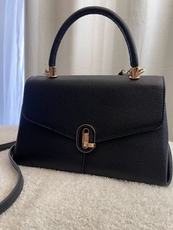 Black purse