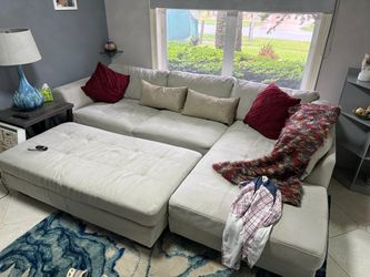 Sectional Micro Fiber Couch, Gray.