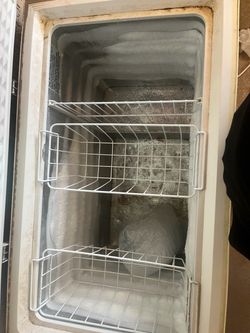 Deep freezer