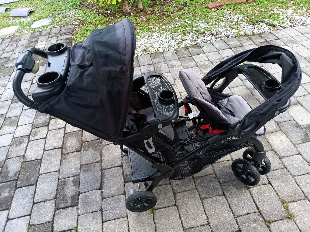 Double Stroller Lightly Used
