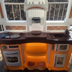 Child's Kitchen