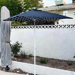 las vegas patio umbrella PURPLE LEAF Round Tiltable Porch Table Poolside 10' Round / Grey and teakwood accents—ensures long #lasvegas #lasvegaslocals #everyone #lasvegashomedecor #lasvegasnevada