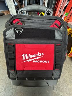 Milwaukee structured packout backpack