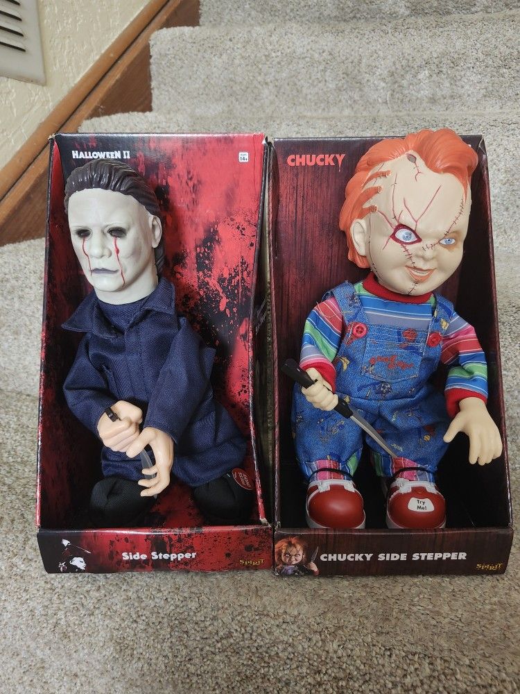 Chucky Doll And Michael Myers Side Stepper Halloween Decorations