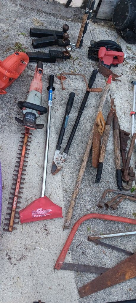 tools Garage Sale