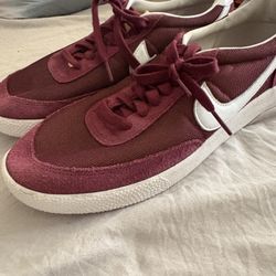 Nike Maroon
