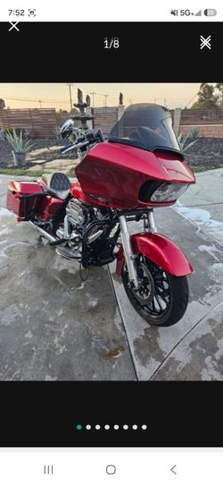 2016 harley roadglide clean title runs excellent