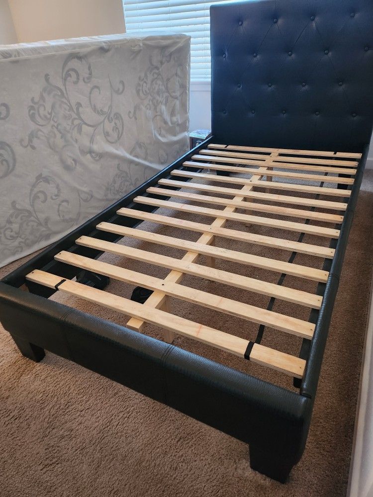 Twin Tufted Button bed Frame