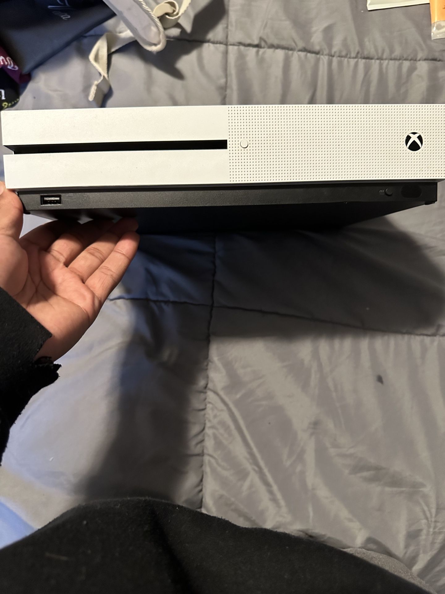 Xbox One S