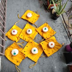 EMERGENCY YELLOW SAND BAGS W  / LIGHTS (7)