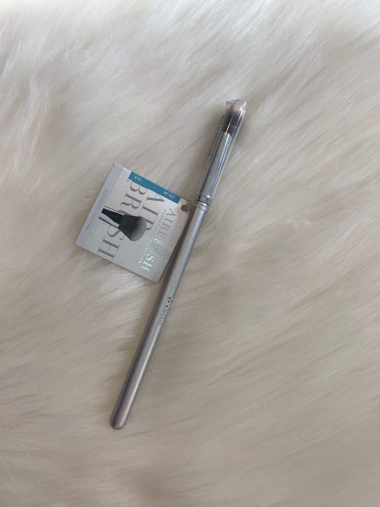 It Cosmetics Eye Brush. New!