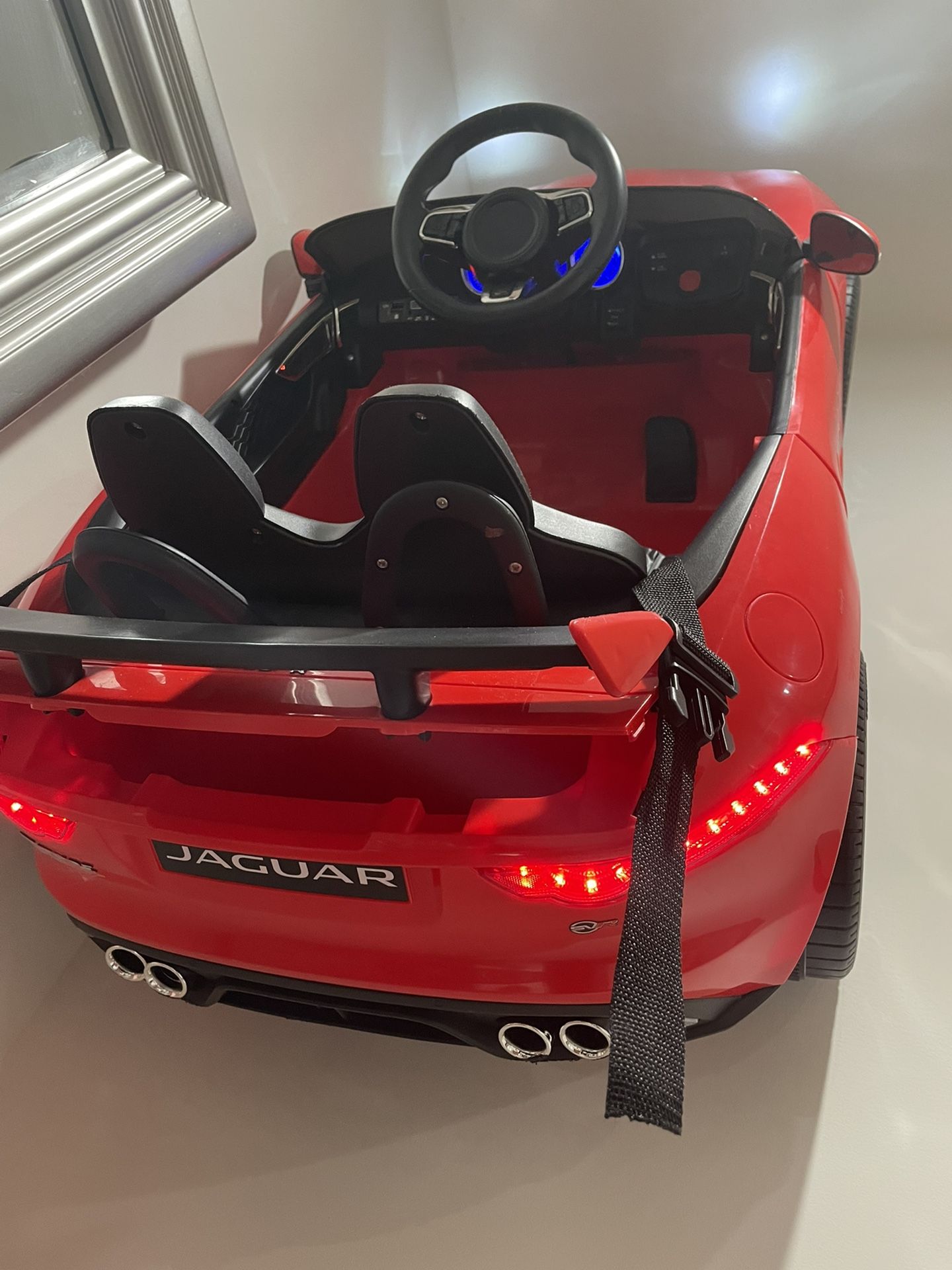 Kids Electric Jaguar Vehicle Wit Remote