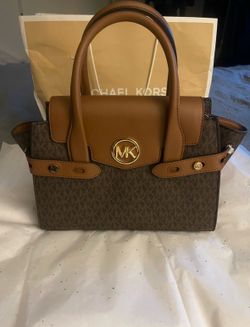 Micheal kors hand bag