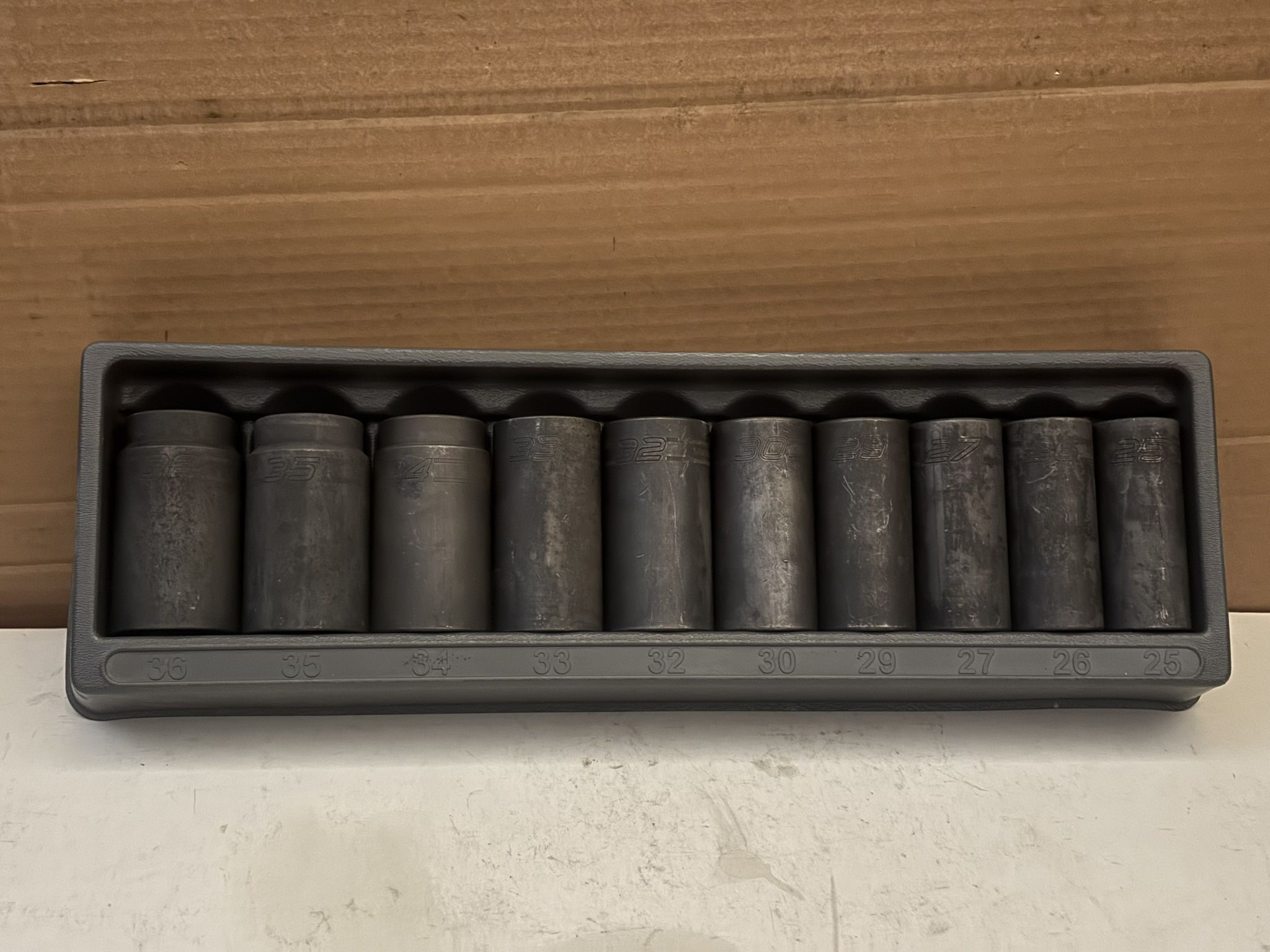 Snap-on Tools 10 pc 1/2" Drive 6-Point Metric Flank DriveĀ® Deep Impact Socket Set (25-27 and 29-36 mm)