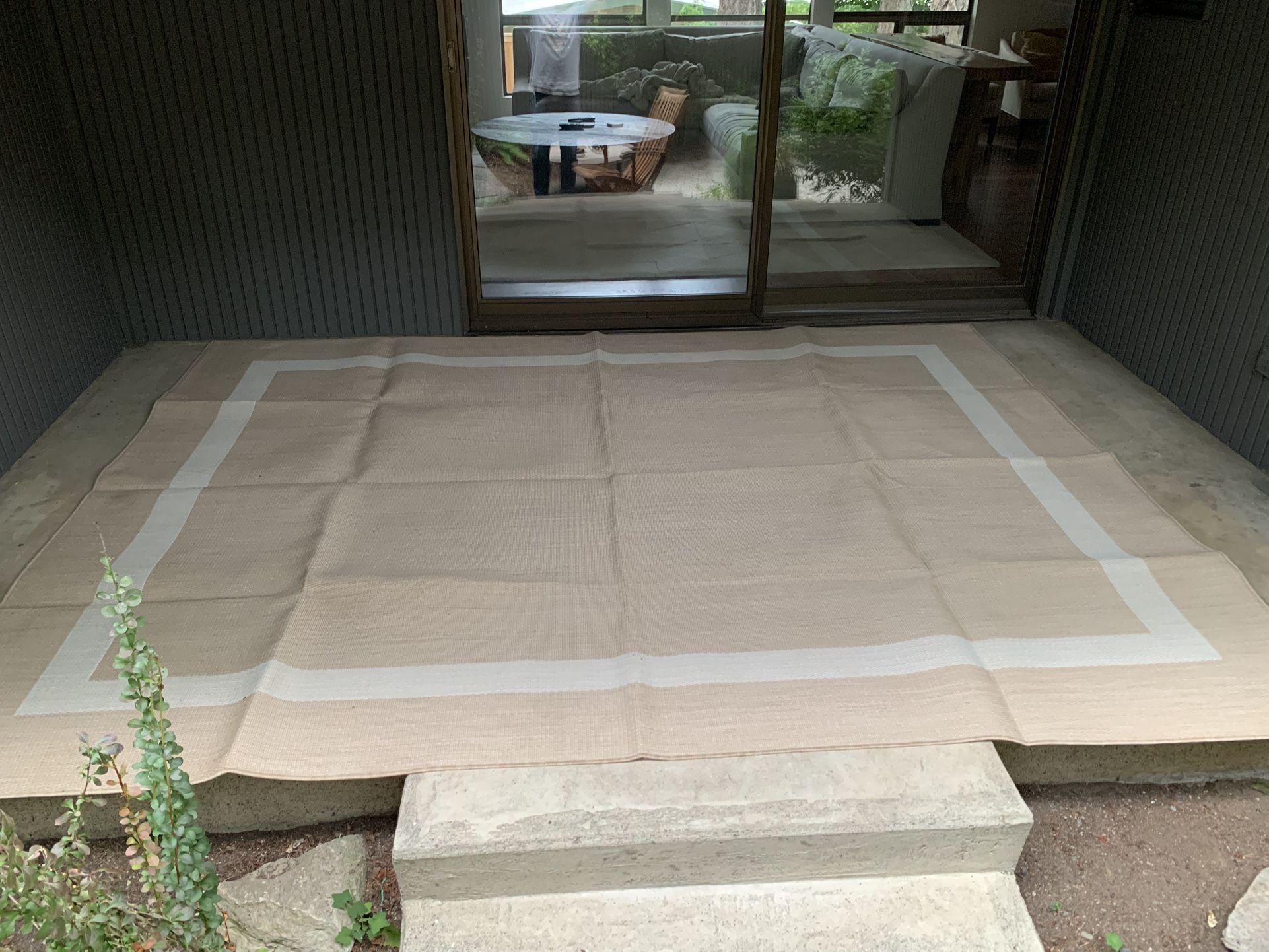 Brand New 8x10 Waikiki Outdoor area rug 