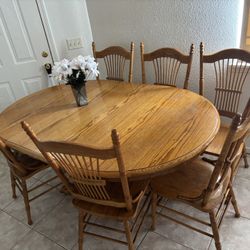 Older Nice Dining Table 