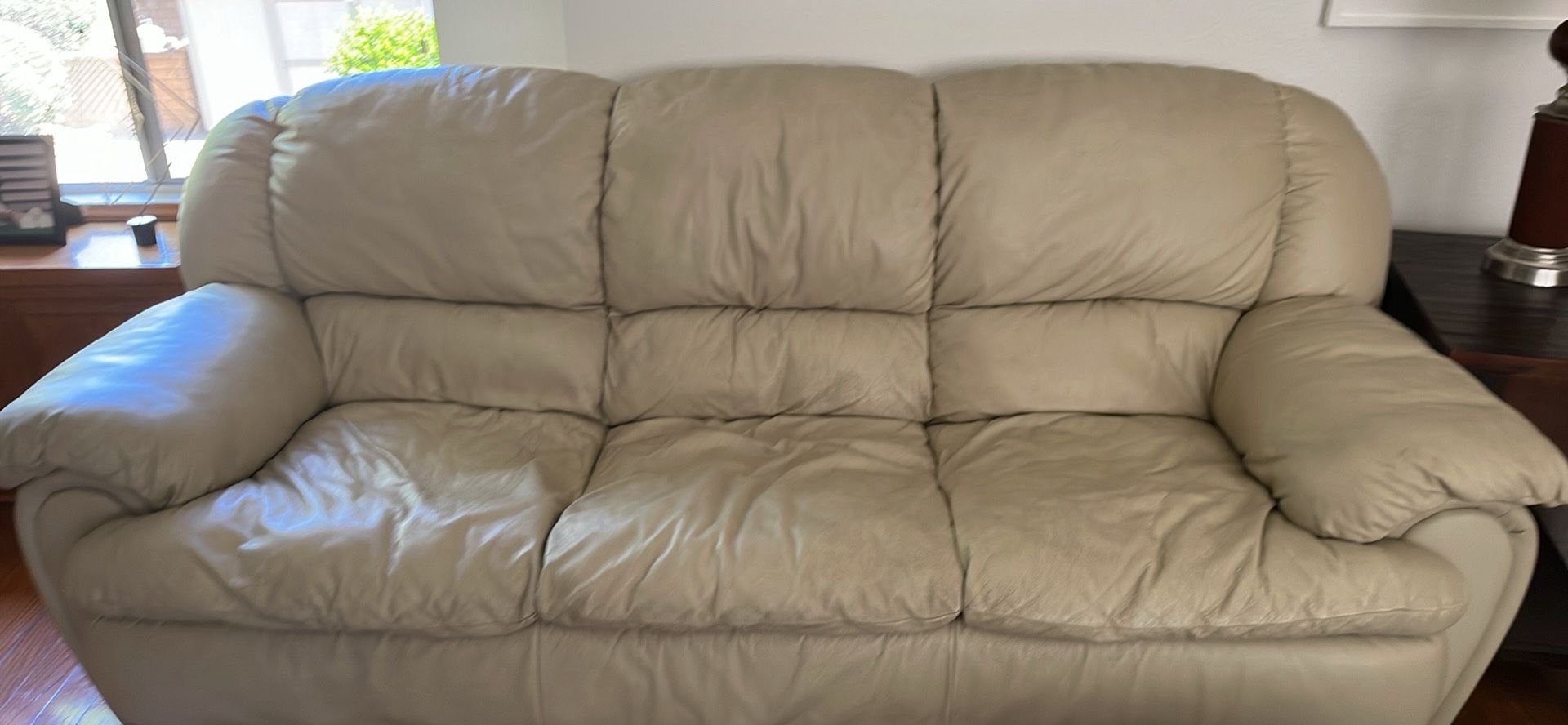 Couches Leather