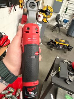 M12 Cordless Ratchet Bundle – FUEL & Standard Ratchets