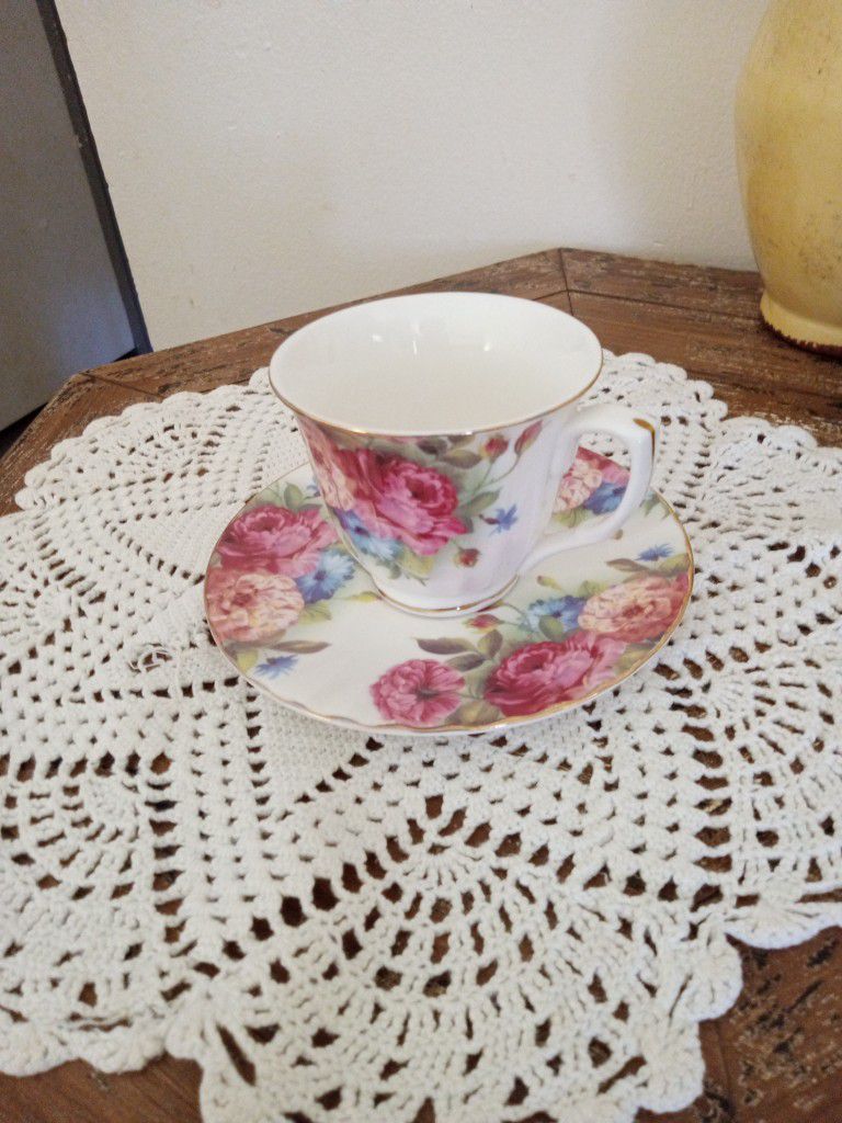 Grace's Teaware Fine China Teacup And Saucer Gold Tram