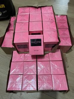 VALENTINO BORN IN ROMA DONA WHOLESALE ONLY