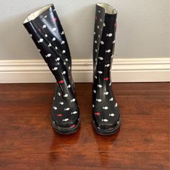 Rain Boots Size 7
