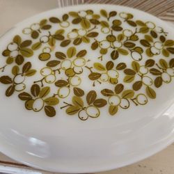 Pyrex Verde Green Casserole Dish 