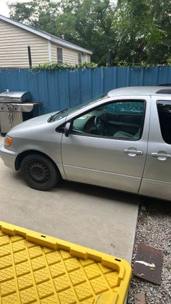 2002 Toyota Sienna