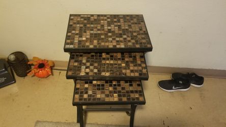 Set of 3 tables