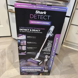 Shark Vaccum Detect 