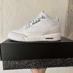 Jordan 3 Pure Money Size 5.5Y lightly used BRAND NW CONDITION !