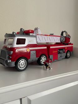 PAW Patrol Ultimate Rescue Fire Truck with Extendable 2 ft. Tall Ladder and Marshall Character