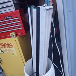 5 Plug In Shop Lights  $10 Each Or All 5 For $40 Some Neednew Bulbs